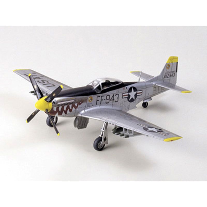 TAMIYA NORTH AMERICAN F-51D MUSTANG