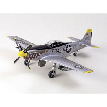 TAMIYA NORTH AMERICAN F-51D MUSTANG
