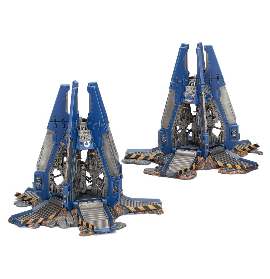 Warhammer 40,000: Space Marines Drop Pods