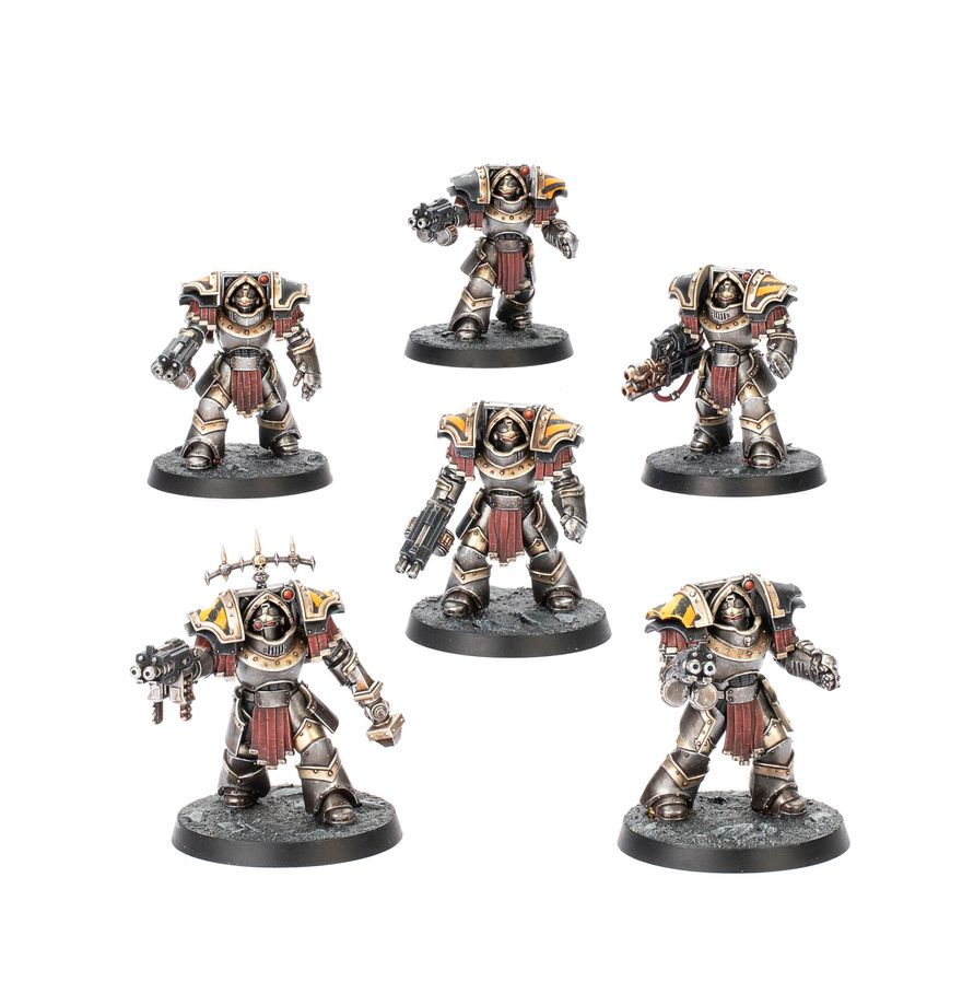 Warhammer: Cataphractii Terminators with Combi-bolters and Power Fists