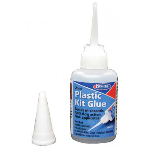 Deluxe Materials - Plastic Kit Glue (20mL)