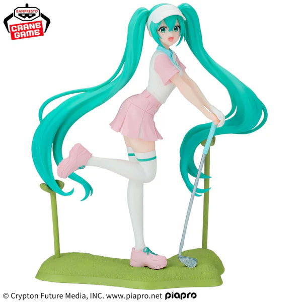 Hatsune Miku Holiday Memories Statue (Golf)