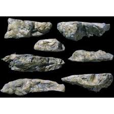 WOODLAND SCENICS ROCK MOLD-EMBANKMENTS (5X7)