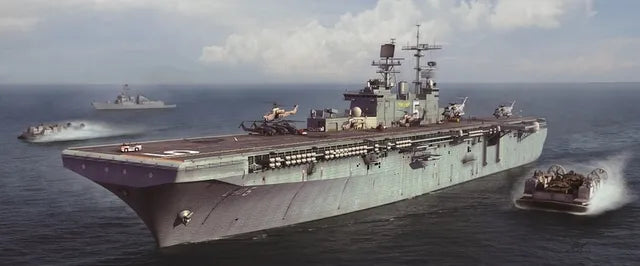 HOBBYBOSS 1:700 USS BATAAN LHD-5