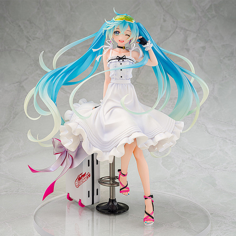 Hatsune Miku Vacation Style - GT Project Racing Miku 2021 Figure