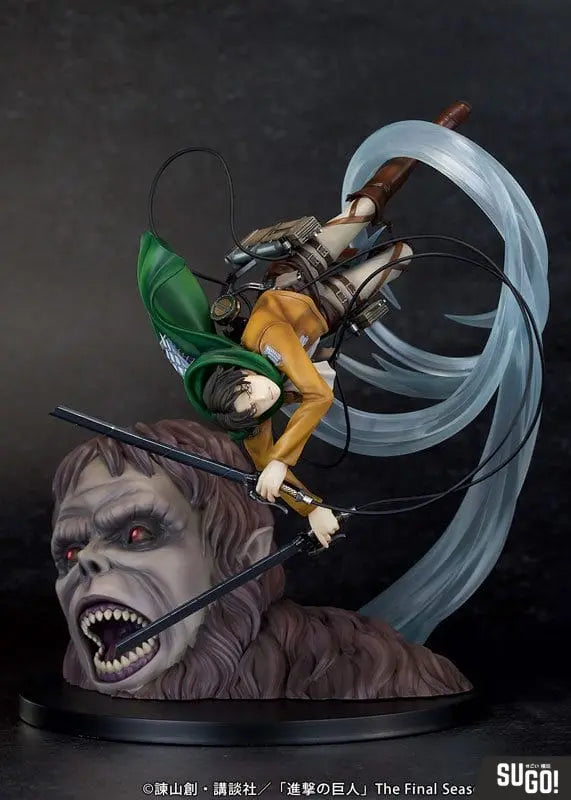 Levi vs Beast Titan - Attack on Titan Figure