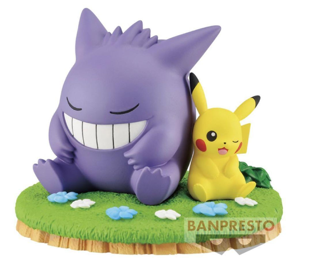 Gengar and Pikachu relaxing time Statue