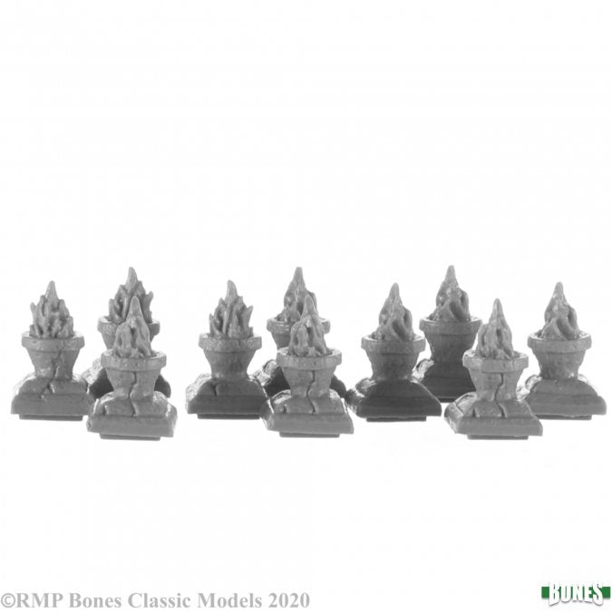 Reaper Bones Graveyard Finials: Braziers (10)