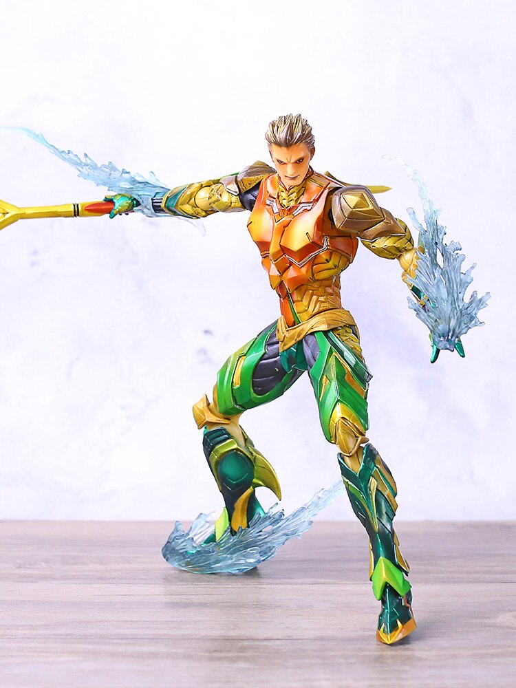Aquaman No. 8 - DC Comics Play Arts Action Figure