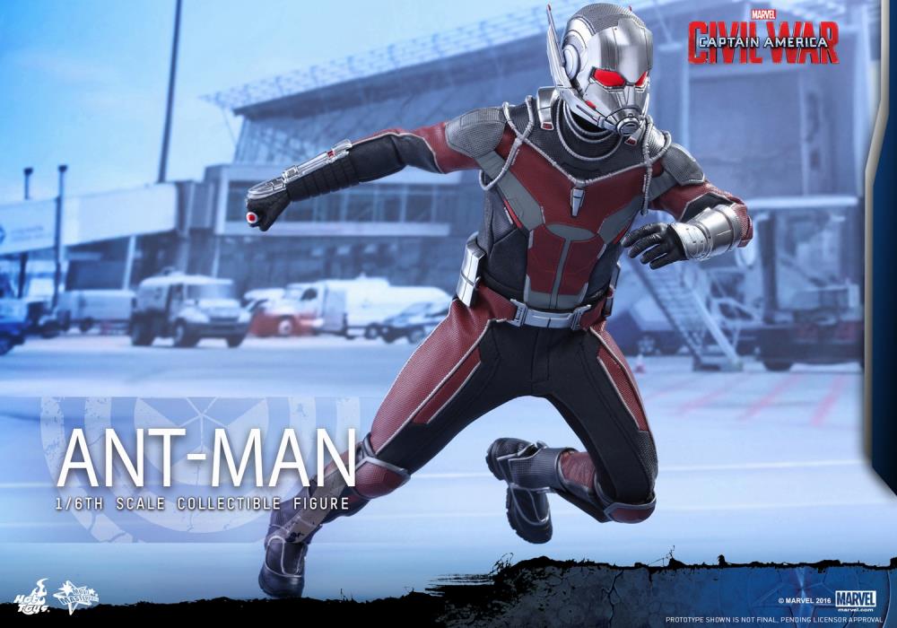 Captain America Civil War - MMS362 1/6 Scale Hot Toy Action Figure