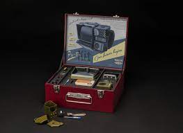 ThinkGeek Fallout 76 Pip-Boy 2000 Mk VI Construction Kit