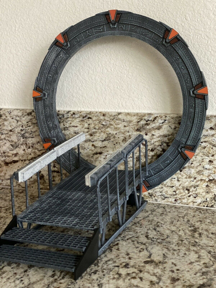 Stargate SG-1 Diamond Select STARGATE Build-A-Figure (Complete)
