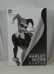 Harley Quinn (Batman Black and White) Cold-Cast Porcelain Statue - Boxed 1st Edition Limited to 5200