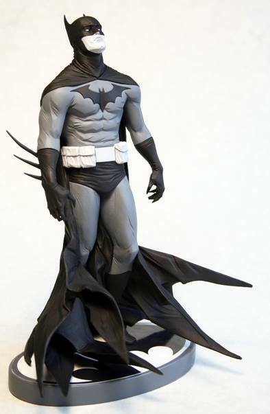 Batman (By Jae Lee) - DC Collectibles Statue (with box)